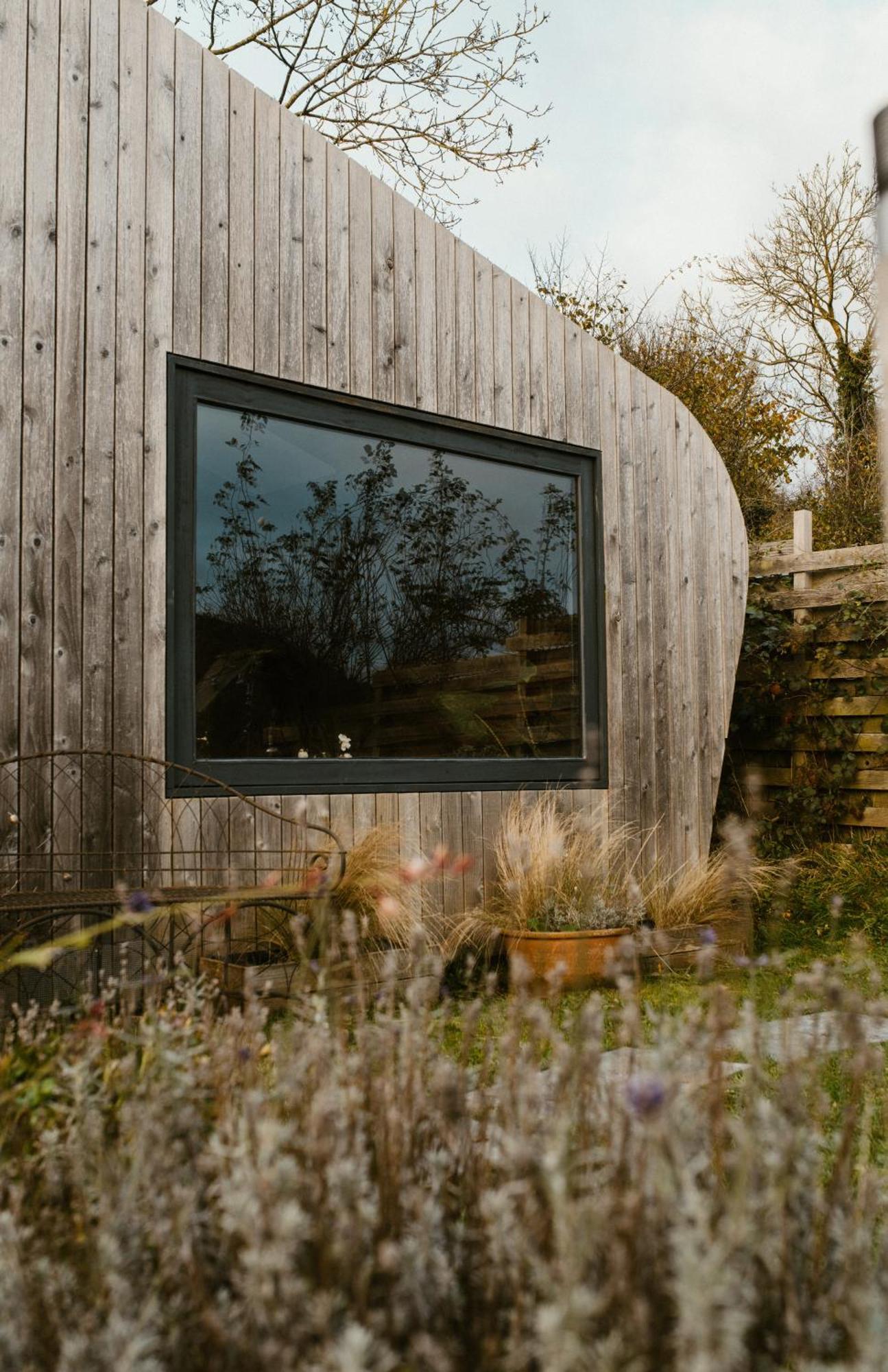 Two Unique Cabins Wrapped In Beautiful Welsh Scenery Presteigne Bagian luar foto